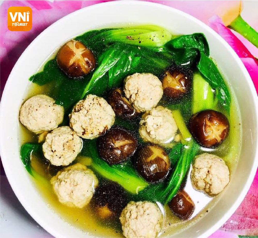 MEATBALL SOUP WITH BOK CHOY - VniFood