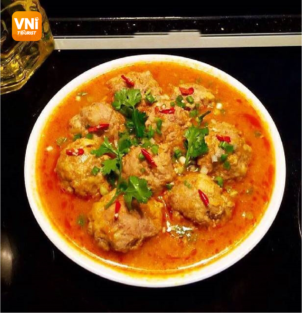 QUAIL EGG STUFFED MEATBALL WITH TOMATO SAUCE VniFood