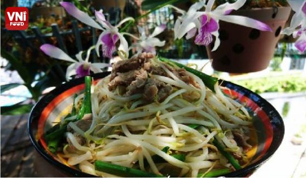 STIR-FRIED-BEEF-WITH-BEAN-SPROUTS-03