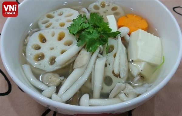 VEGAN-LOTUS-ROOT-MIXED-MUSH2ROOMS-SOUP