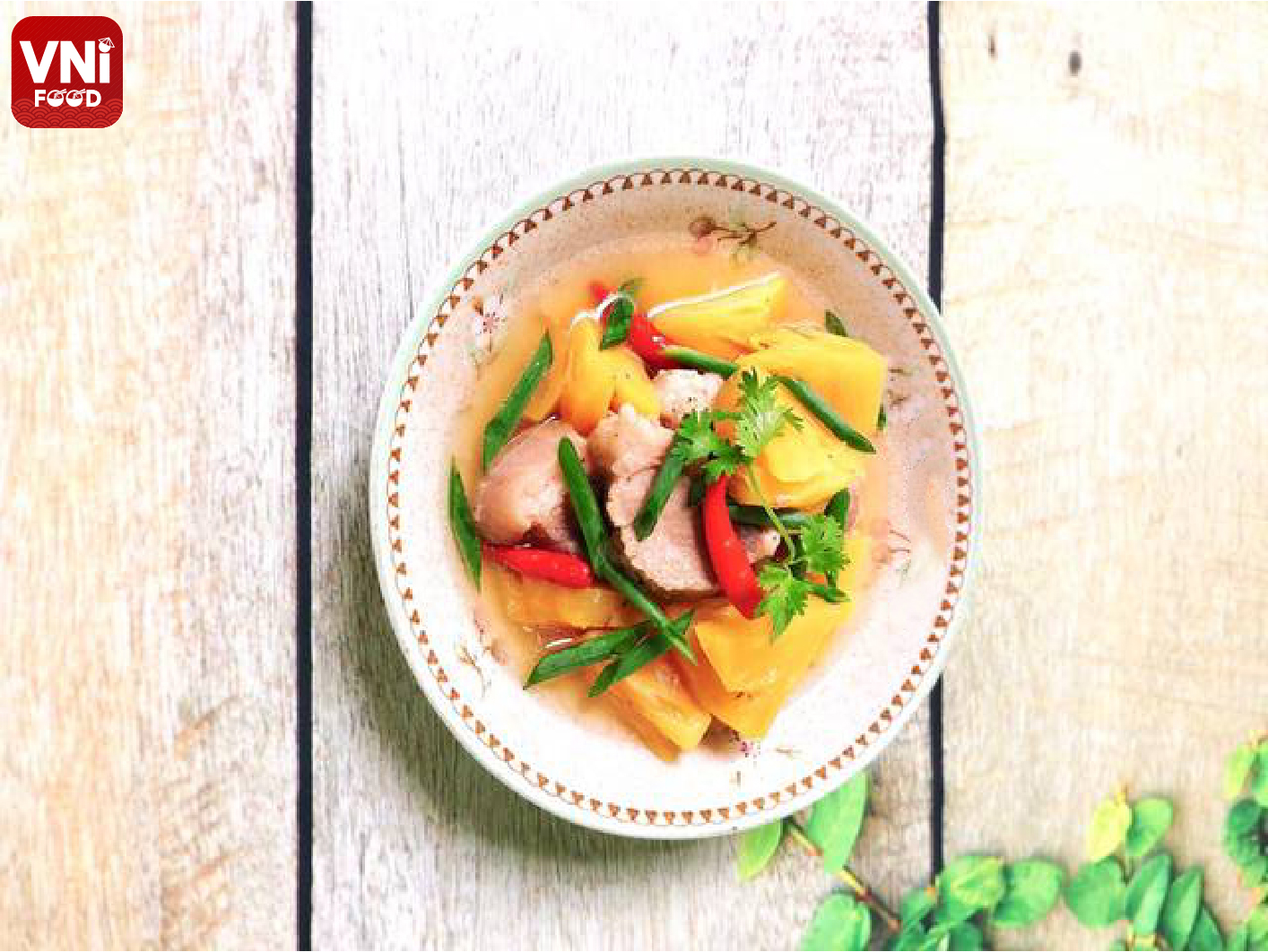 BRAISED PORK LEGS WITH PINEAPPLE - VniFood