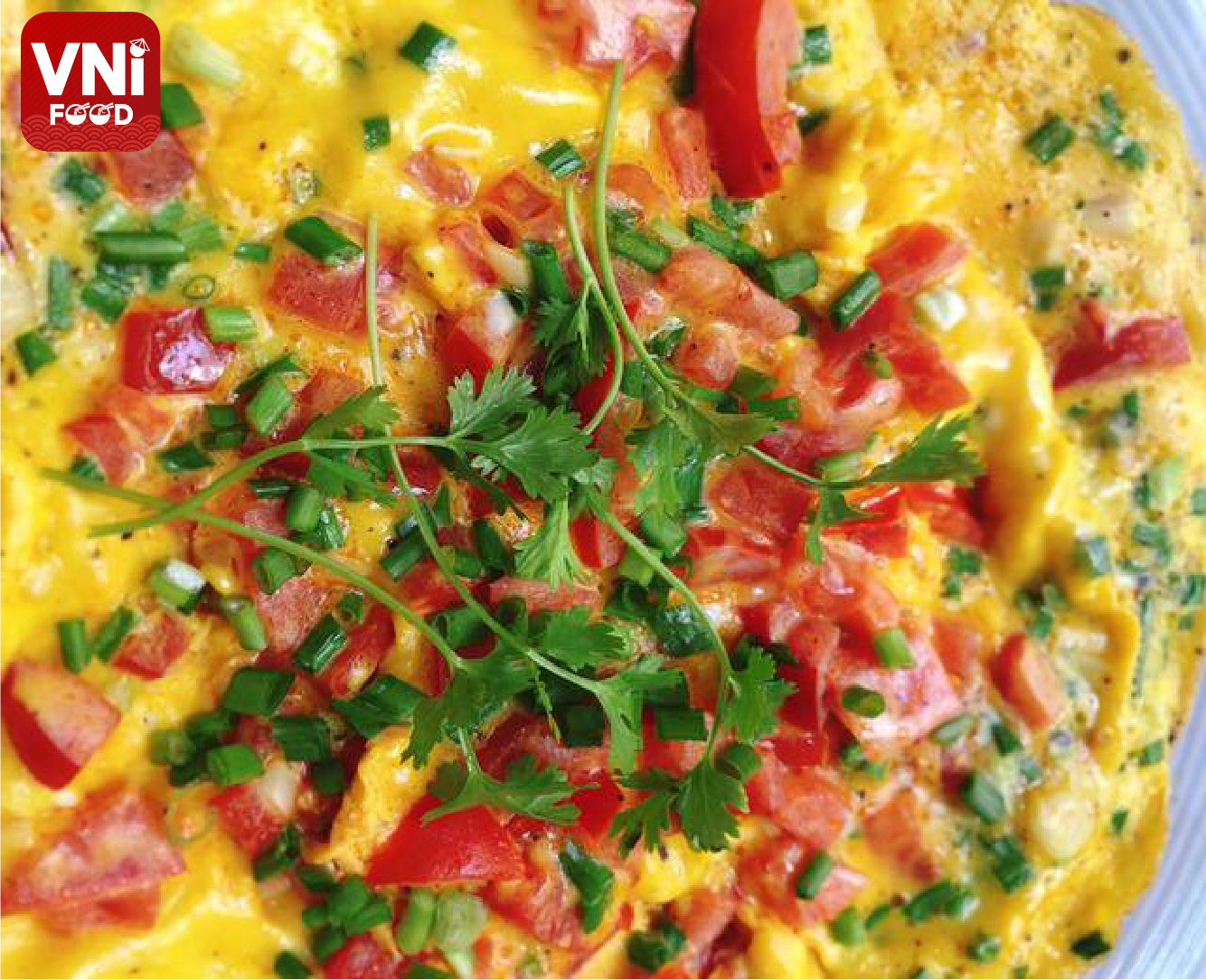 FRIED EGGS WITH TOMATOES VniFood