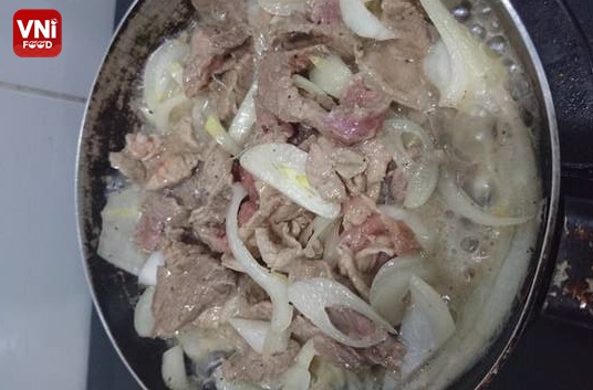stir-fried beef with onion3