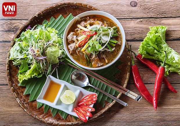 bun bo hue in viet nam