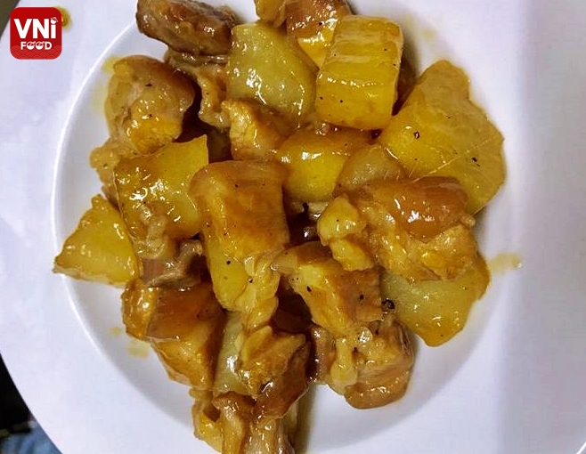 BRAISED PORK WITH RADISH - VniFood