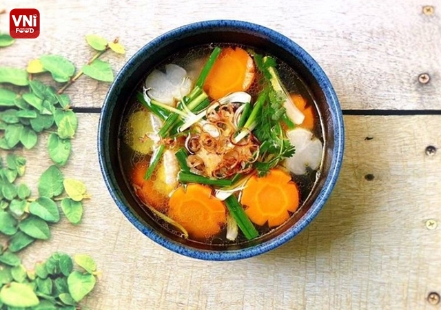 CHICKEN SOUP WITH VEGETABLES - VNIFOOD.COM