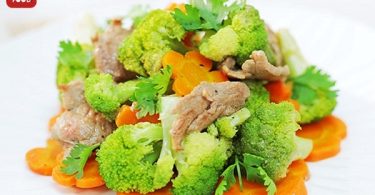 STIR-FRIED BEEF WITH VEGETABLES-1