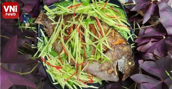 FRIED-POMFRET-WITH-MANGO-AND-FISH-SAUCE-066