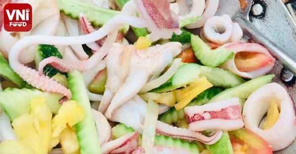 FRIED-SQUID-WITH-MIXED-VEGETABLES-01