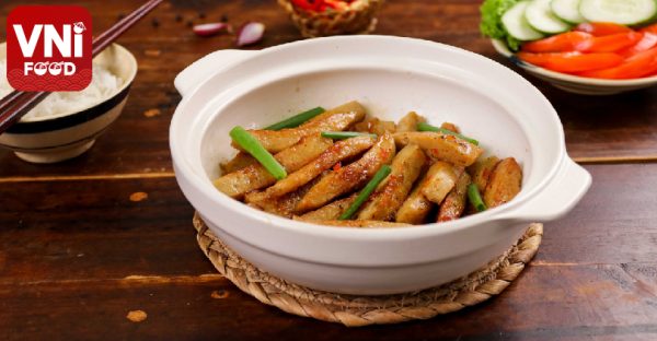 FRIED-PORK-PASTE-WITH-FISH-SAUCE-01