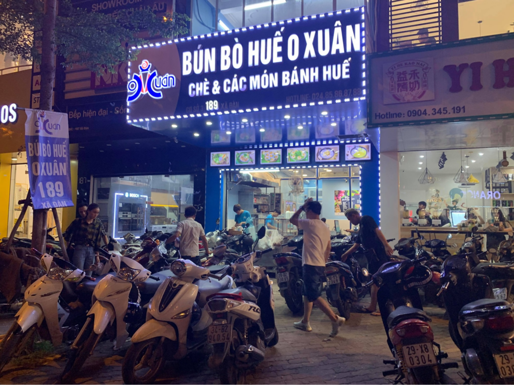 Bun Bo Hue O Xuan - Vietnamese Noodles