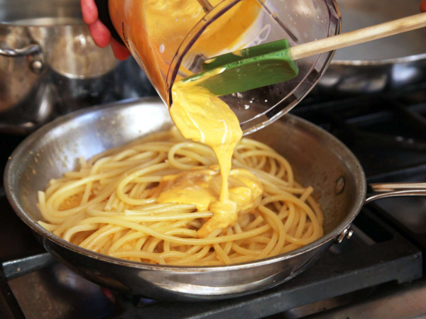 Uni pasta and sauce