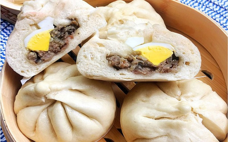 Pork and Quail Egg Banh Bao