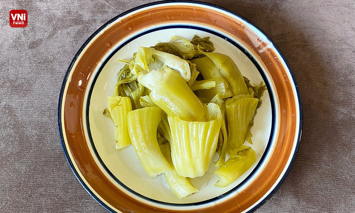 Vietnamese Pickled Mustard Greens (Dua Cai Chua)