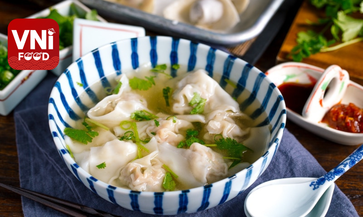 Discover the Delicious Vietnamese Wonton Soup (Hoanh Thanh)