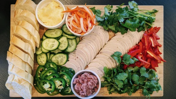 Banh Mi Charcuterie Board - vnifood