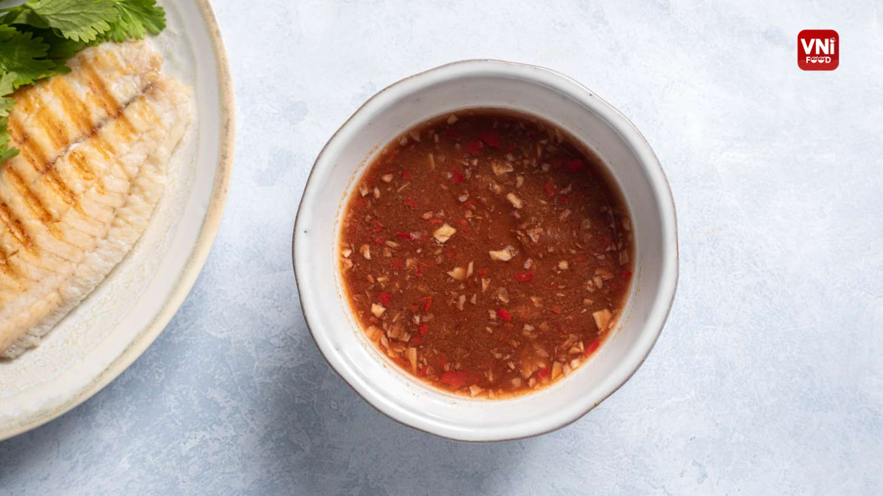 Vietnamese Tamarind Dipping Sauce (Mam Me)