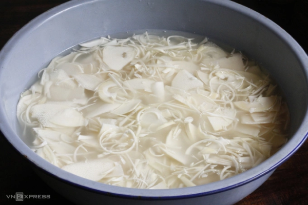 Vietnamese Pickled Bamboo Shoots - vnifood