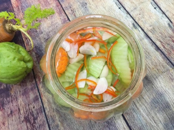 Vietnamese Pickled Chayote - vnifoood